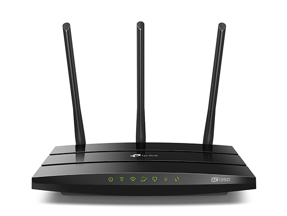 AC1350 Wireless Dual Band Router 1