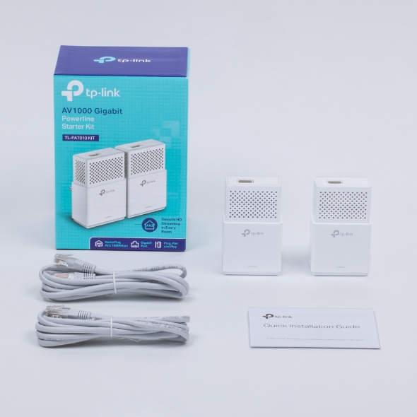 thumbnail image 2 of TP-Link AV600 Powerline Ethernet Adapter Kit - Gigabit Port, Plug Pair 2 of 14
