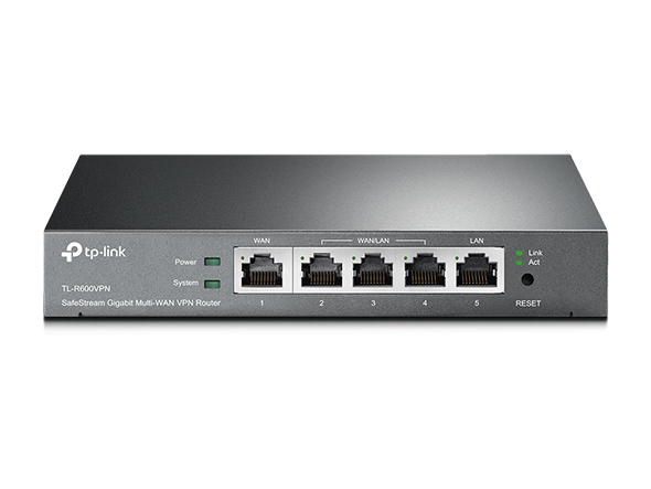 SafeStream Gigabit Multi-WAN Desktop VPN Router 1