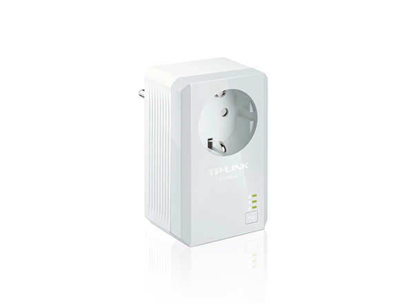 AV500 Powerline Adapter with AC Pass Through 1