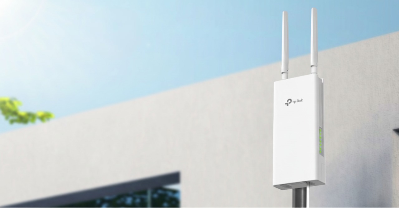 TP-Link представляє зовнішній 4G-маршрутизатор TL-MR100-Outdoor — стабільний інтернет навіть у найвіддаленіших куточках