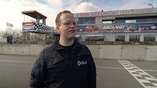 DMC verhoogt veiligheid op racecircuits met Omada en Vokus