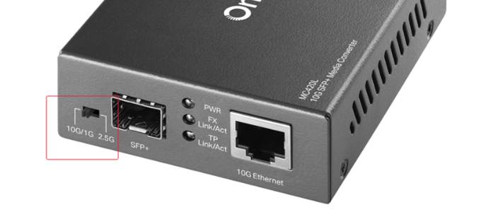 Alt text: the switch button on MC420L for modifying SFP speed.