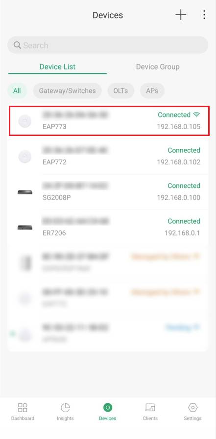 Network management interface showing a list of devices and their status.