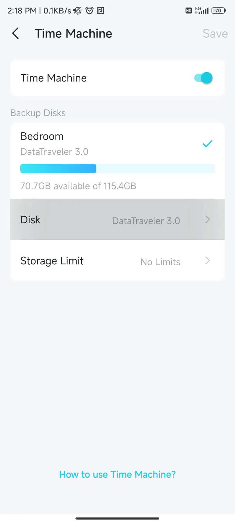 Time Machine settings screen with toggle enabled, Bedroom DataTraveler 3.0 selected, Disk highlighted, and Storage Limit set to No Limits.