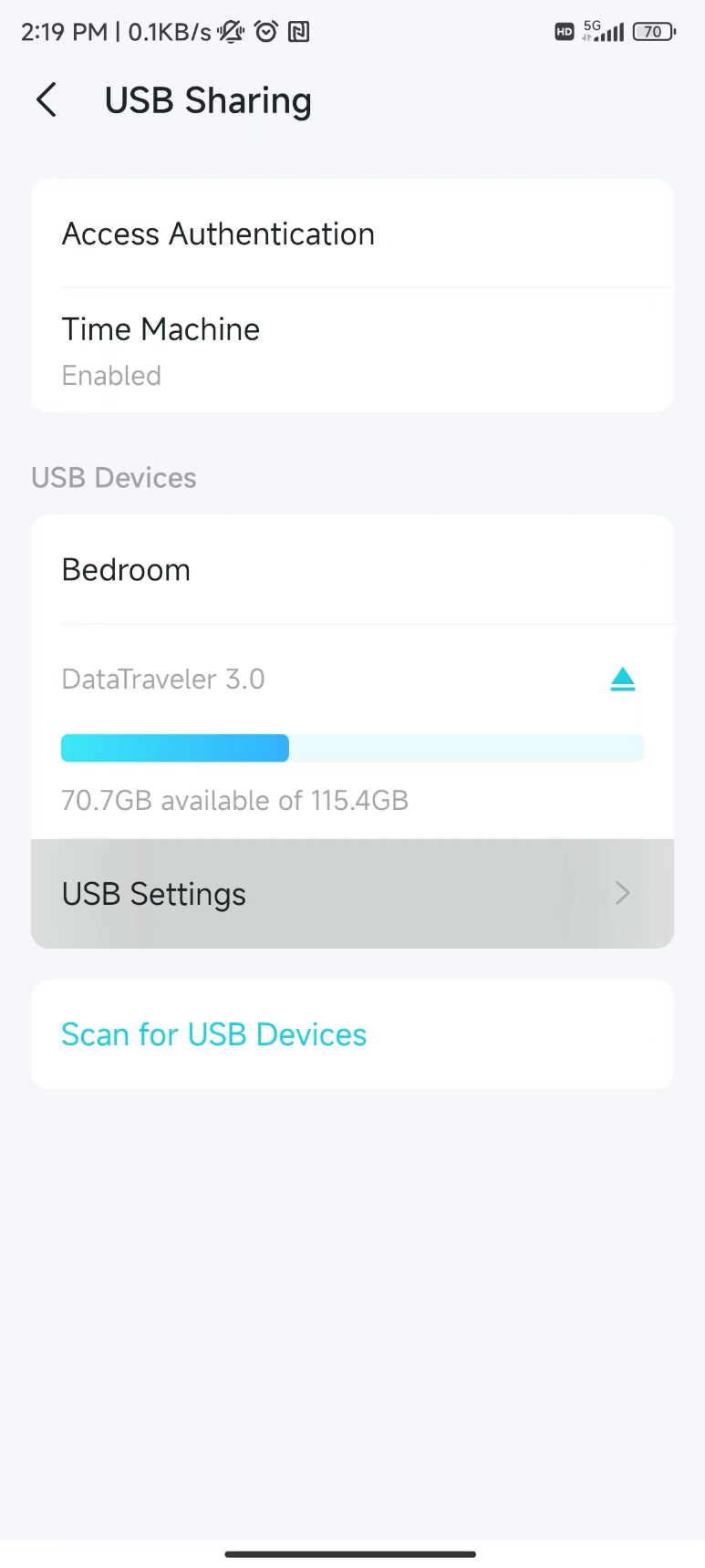 USB Sharing screen with USB Settings highlighted, showing DataTraveler 3.0 with 70.7 GB available and Scan for USB Devices.