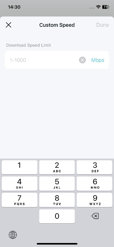Deco app Custom Speed screen with a download speed limit input field accepting 1–1000 Mbps and numeric keyboard shown.