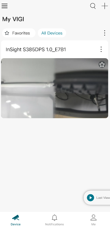 VIGI App Device page showing a camera in the device list with a live view preview