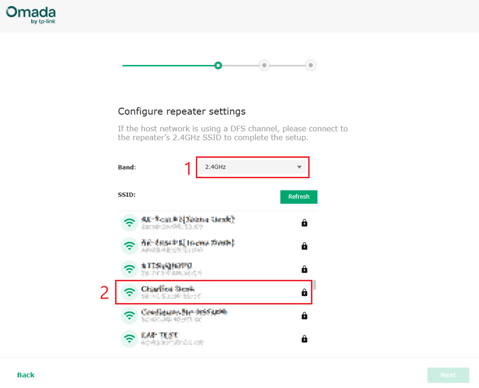 Repeater settings screen showing the 2.4GHz band and available SSIDs.