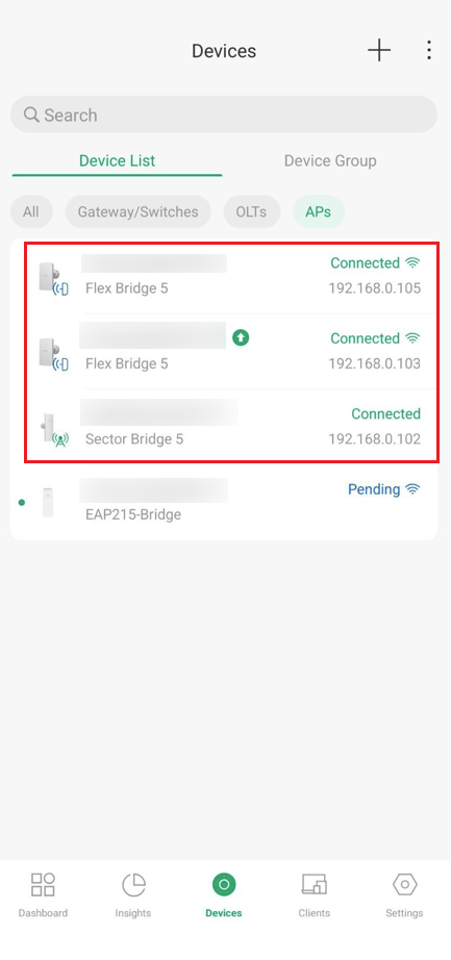 "Devices" list under the APs tab in Omada App, highlighting connecting Sector Bridge 5 and Flex Bridge 5.