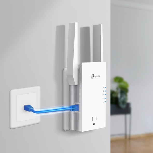 AX3000 Wi-Fi 6 Range Extender with AC Passthrough 11