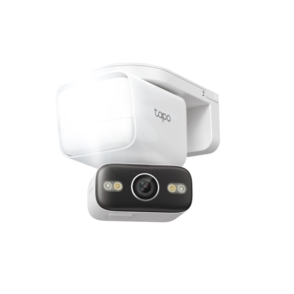 Outdoor Pan/Tilt Security Floodlight Camera 2